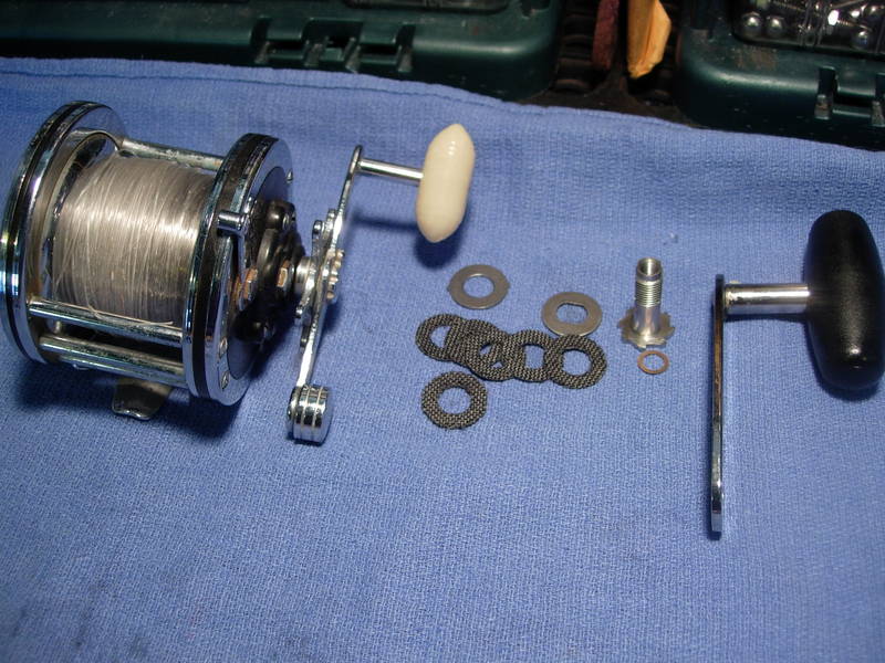 How to replace a broken eccentric free spool spring on a Penn